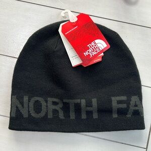 Reversible North Face Beanie - Tags on!
